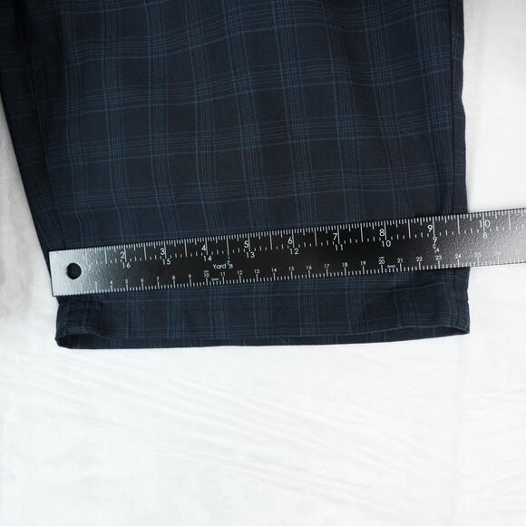 O'Neill Shorts Mens 29x11 Navy Horizon Plaid Relaxed Fit Casual Surfer Skater - Picture 11 of 11